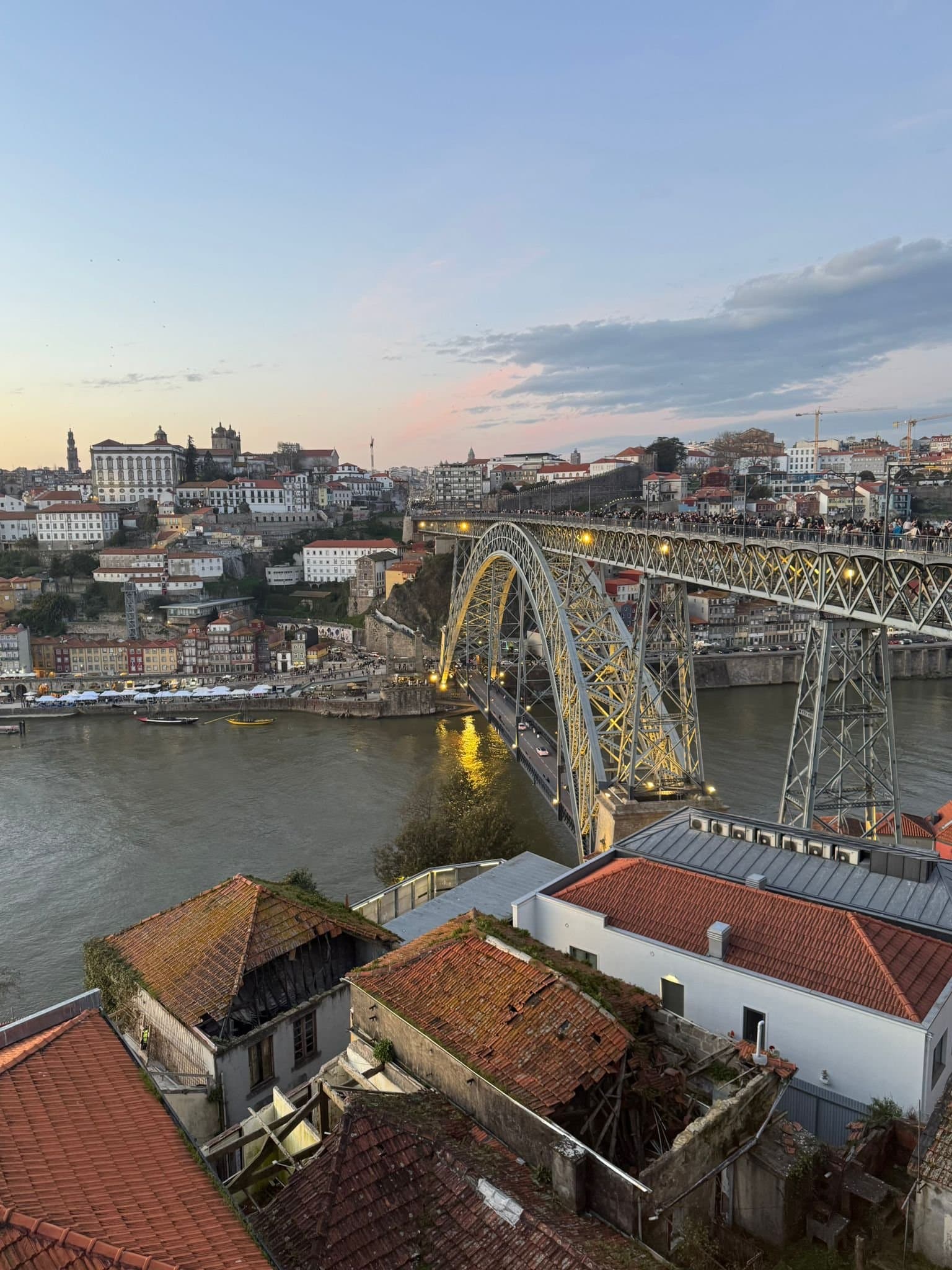 The Dom Luís I Bridge over the Douro at dusk
